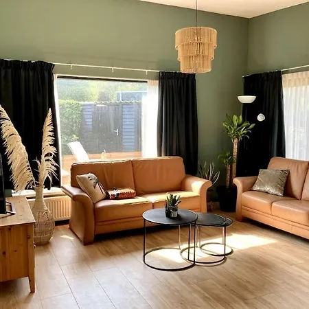 Beachy Days Near Ocean & בית נופש נורדוויקרהוט