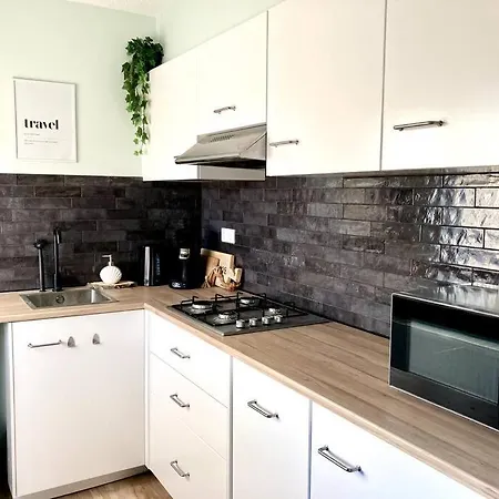 בית נופש Beachy Days Near Ocean &