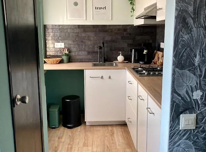 Semesterbostad Beachy Days Near Ocean &